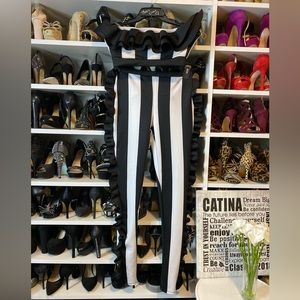 2 Piece Black and White Set Size Medium